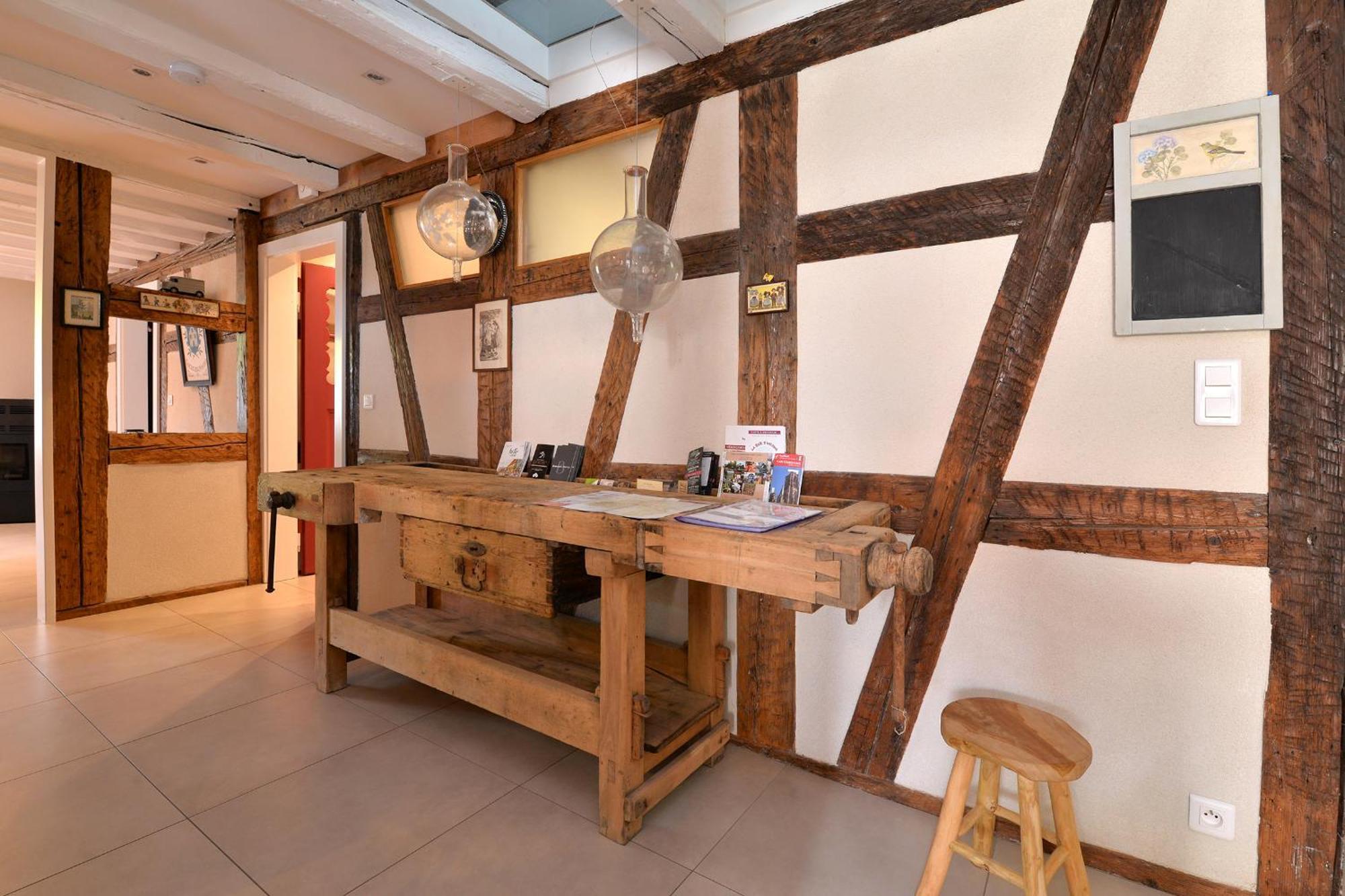 Belle Maison Alsacienne De 1610 *